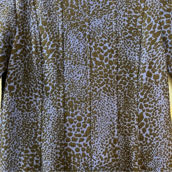 Taylor Blue Long Sleeve Pleated Micro Cheetah Print Dress - Size 6P - Picture 5 of 11